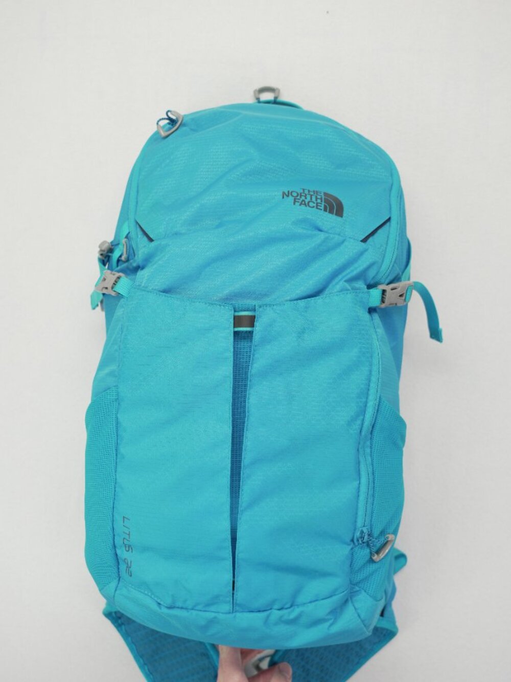 The North Face Litus 22 HyperBlue Hiking Backpack L/XL Removable Internal Frame - Picture 3 of 13